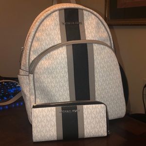NWT Michael Kors LG striped Abbey Backpack/Wallet